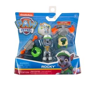 Paw Patrol Rocky Action Pack Figure Set with 2 Clip-On Uniforms, Spin Master